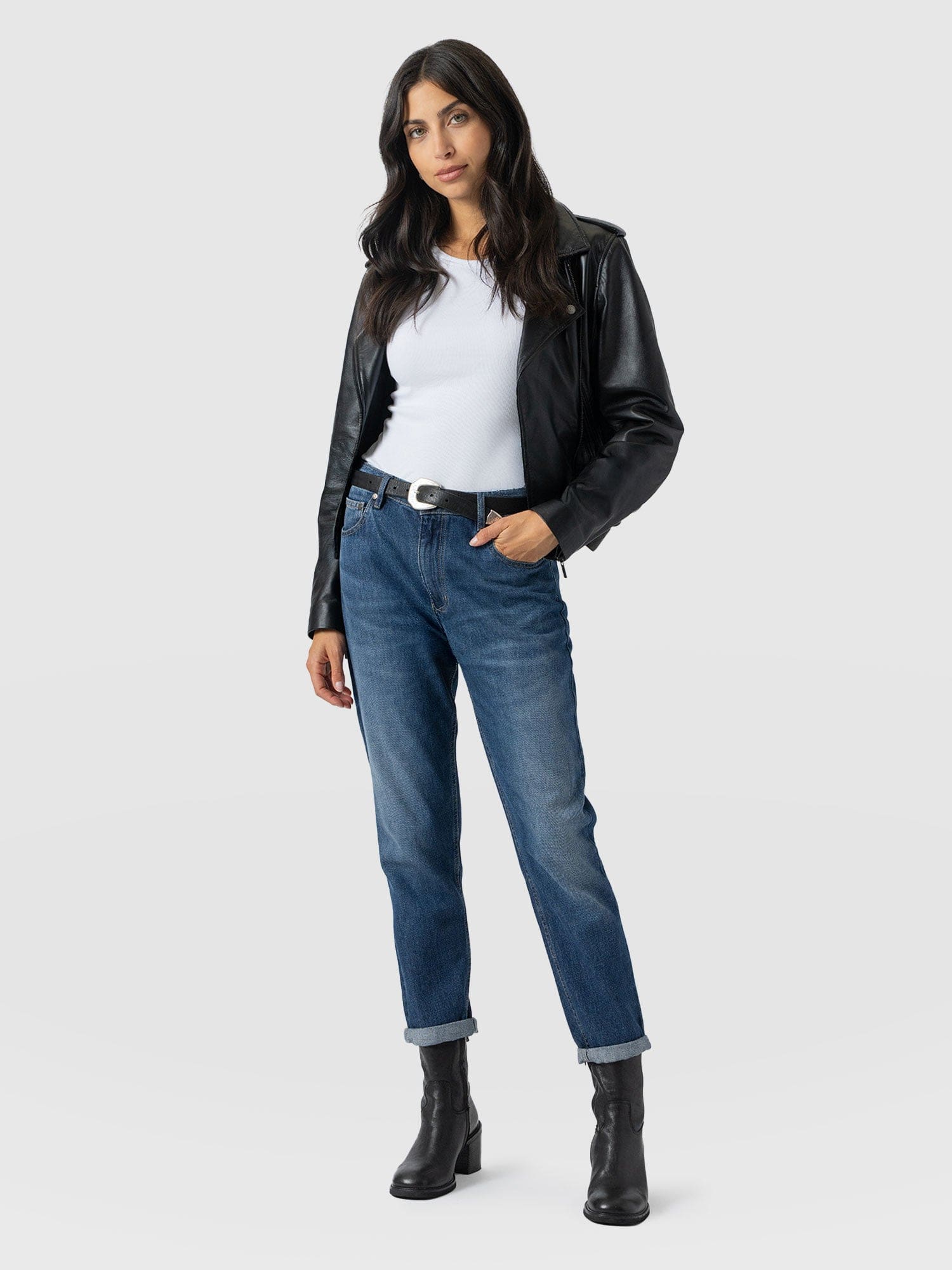 Boyfriend Jeans Mid Blue - Women's Jeans | Saint + Sofia® UK